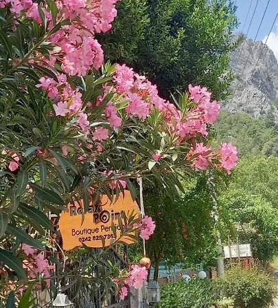 Relax Point Bed & Breakfast *